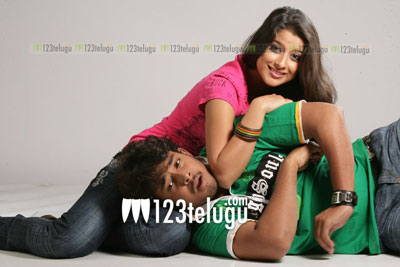 First Day First Show - Mouna Ragam